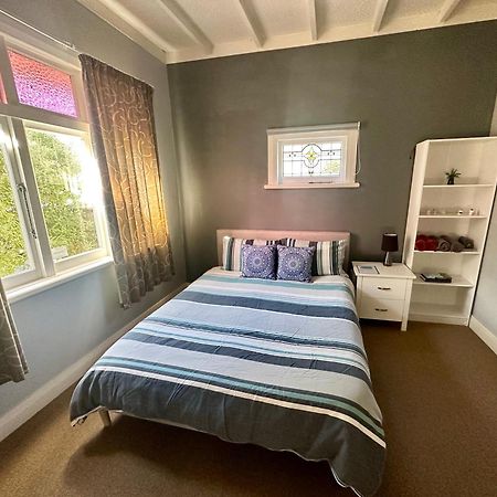 Rs Two-Bedroom Apartment Palmerston North Dış mekan fotoğraf